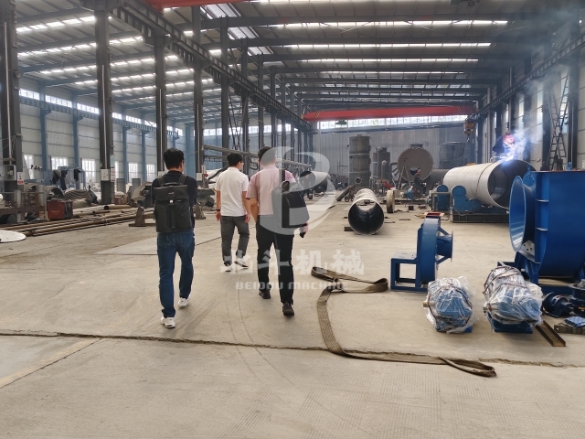 公司上午圆满完成两批看片网站观看考察团接待